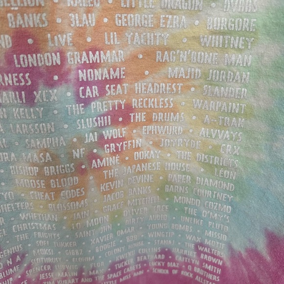 2017 Lollapalooza Tie Dye Grant Park Chicago Graphic T-Shirt Size Small - Picture 8 of 10